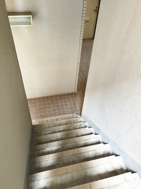 ティアラホームビル 画像
