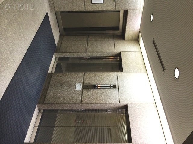 TCUビル エレベーター
