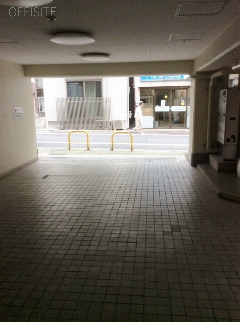 サンパークマンションビル 画像