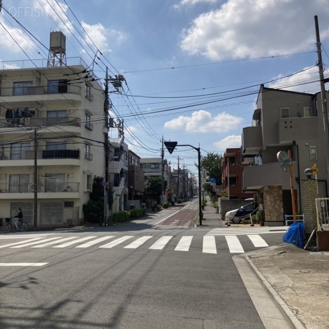 セントラルハイム ビル前面道路