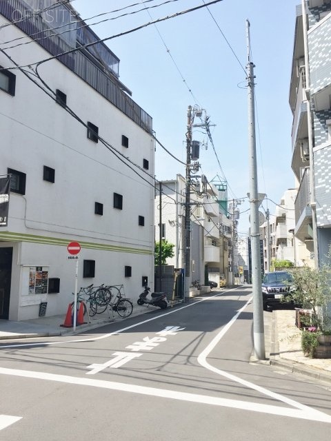 Time Zone テラスビル 画像