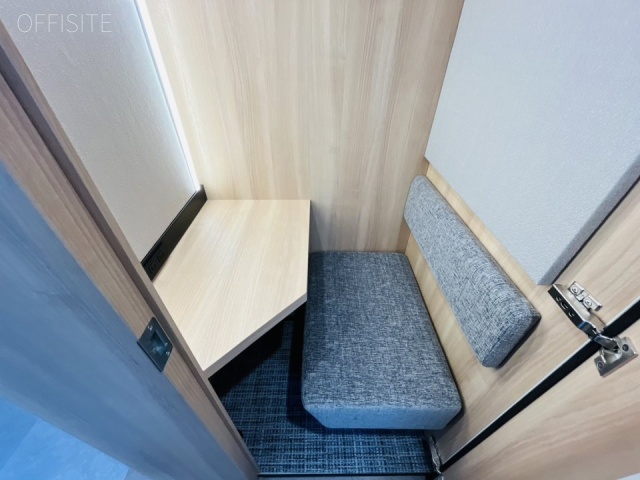 NOVEL WORK AKIHABARA　内装