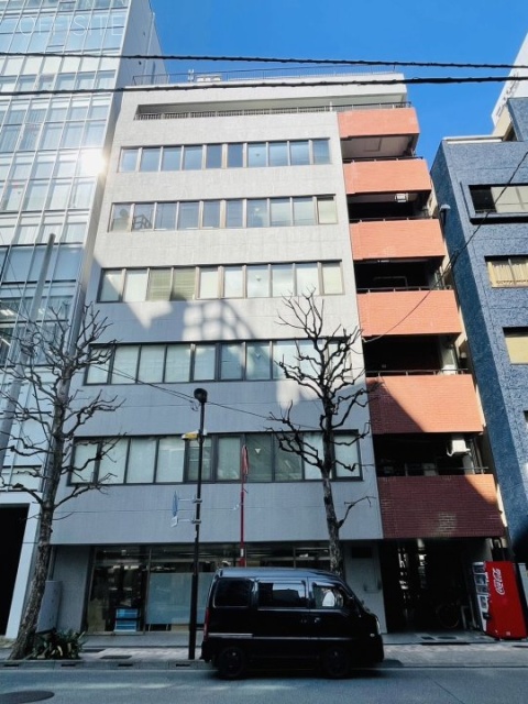 イワモトチョービル 外観