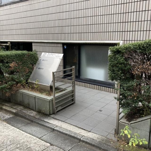 スリーアップ西麻布　外観