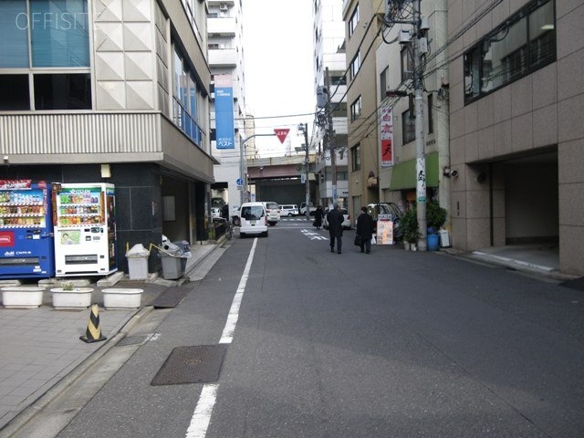 エスポワールビル ビル前面道路