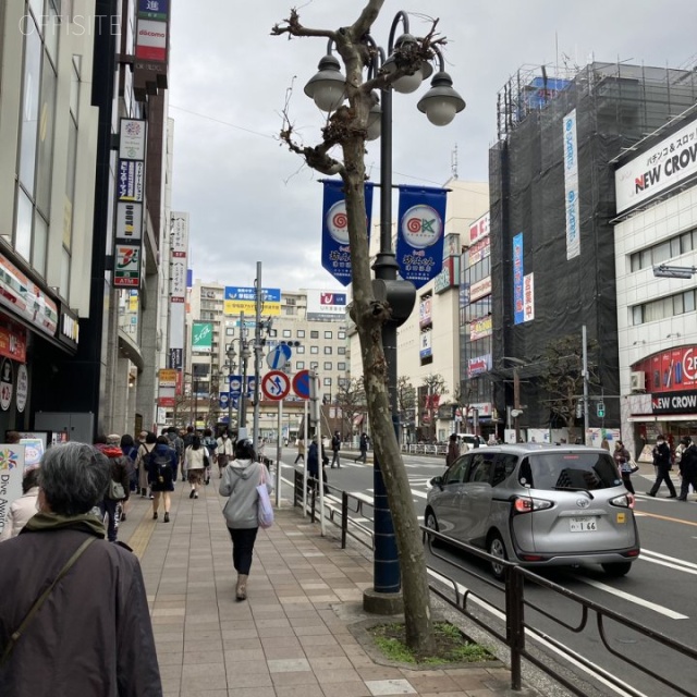 アイダビル津田沼 ビル前面道路