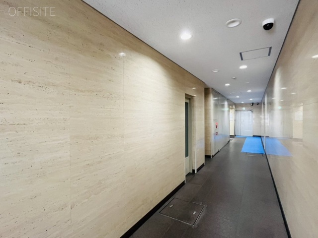 NIAビル　エントランス