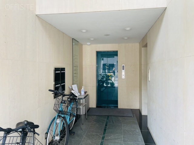 上杉本社ビル　エントランス
