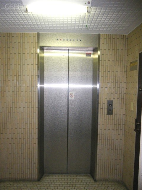スズビル エレベーター