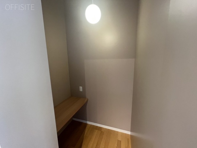 goodroom lounge 横浜馬車道　内装
