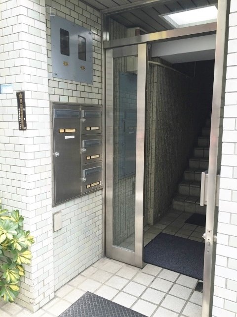 水道橋ニッカビル エントランス