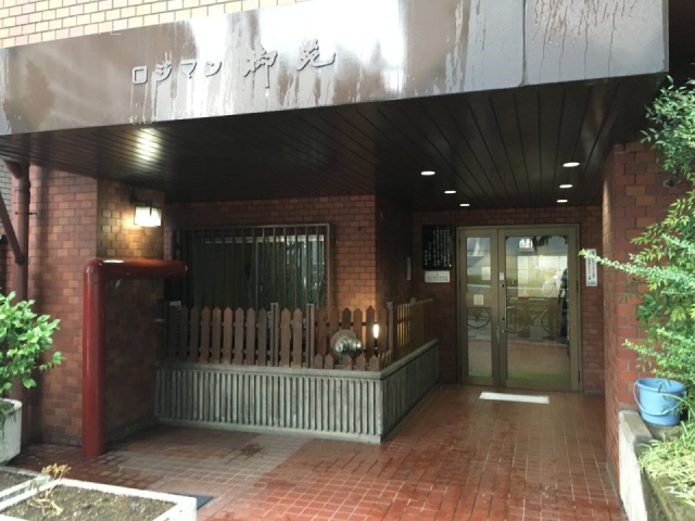 ロジマン御苑 エントランス