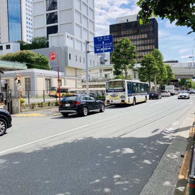 松原ビル ビル前面道路