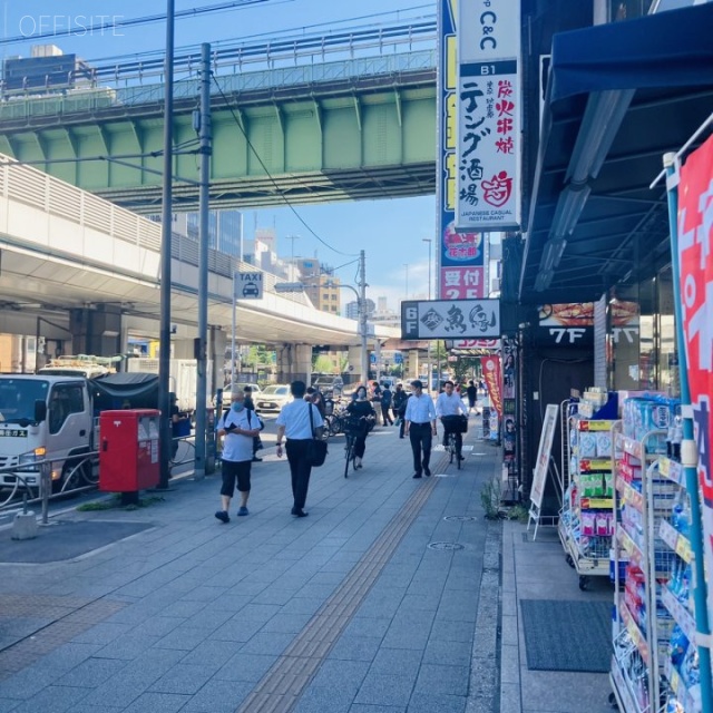 秋葉原鴻池ビル ビル前面道路