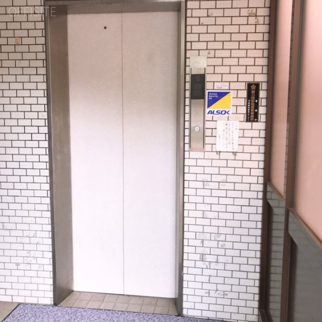 西麻布YKビル エレベーター