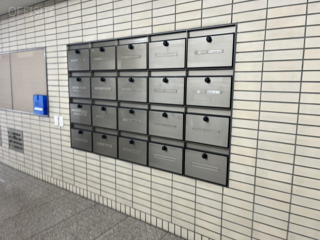 OSビル エントランス