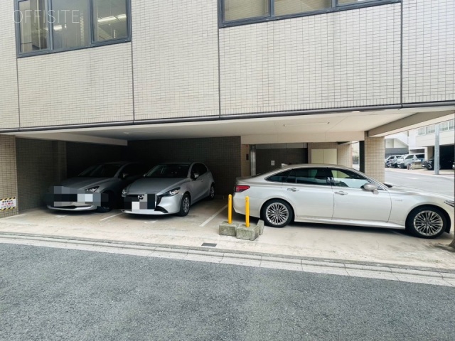 蔵前イシイビル　駐車場