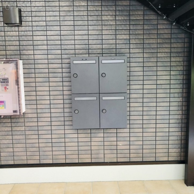 神宮前登喜和ビル 郵便受け