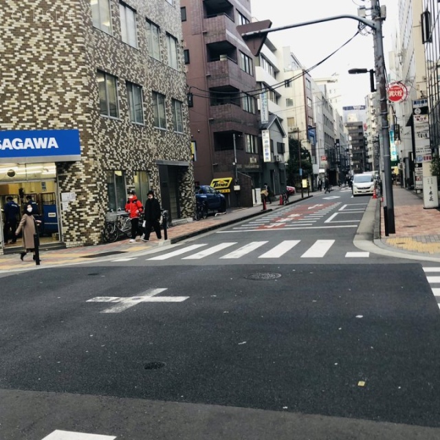 第一電建ビル ビル前面道路