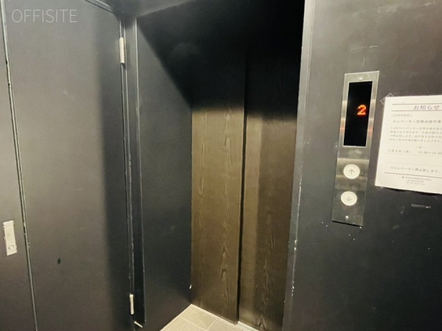 STビル　エントランス