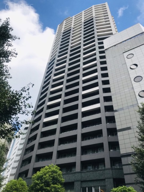 ファーストリアルタワー新宿 外観
