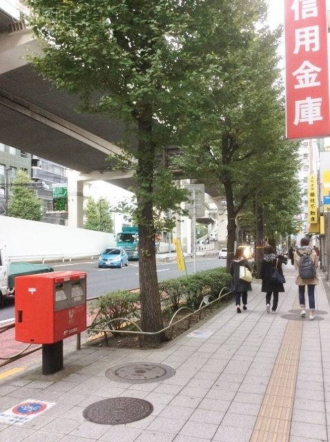 朝日生命三軒茶屋ビル ビル周辺道路