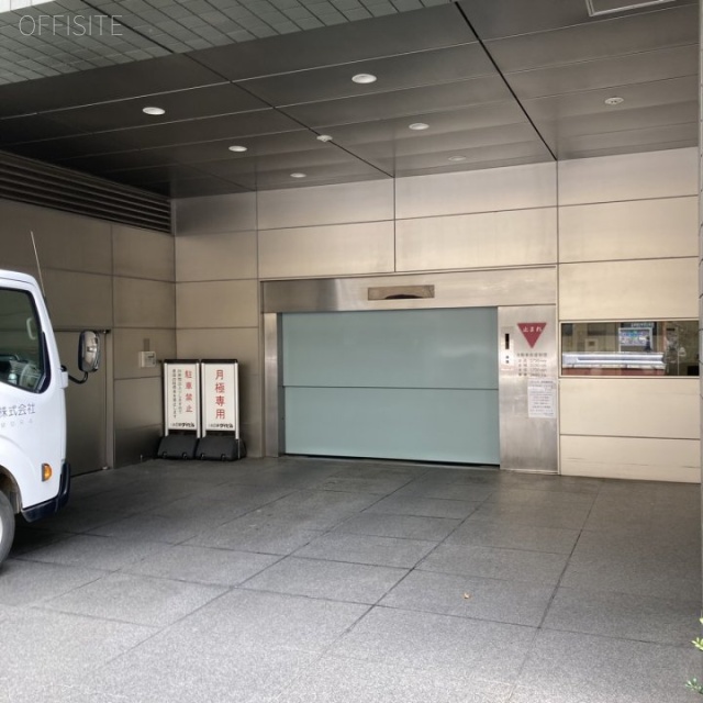 三田日東ダイビル 駐車場