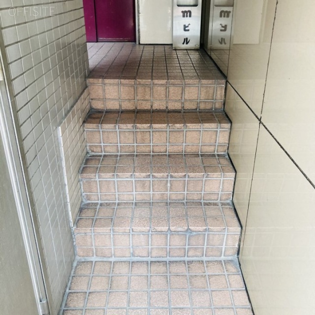 mビル エントランス