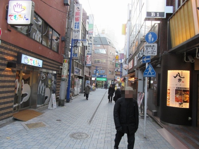 神田西口NSビル ビル前面道路