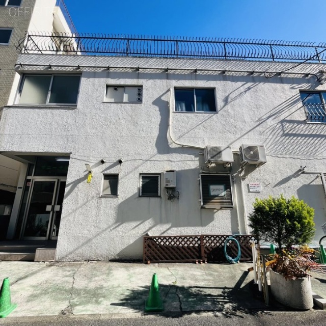 サニー千駄ヶ谷 外観