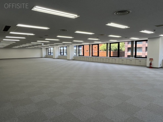 宇佐美山下町ビル　内装