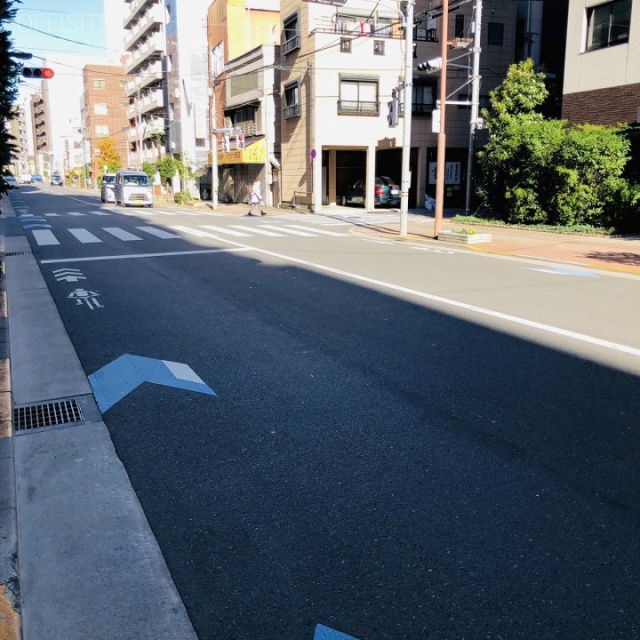 東京凱捷(ガイショウ)ビル 前面道路