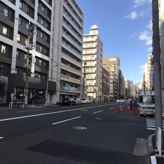 ティーエスケービル ビル前面道路