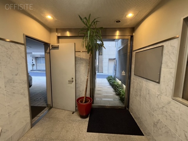 飯田橋エルシスビル　エントランス