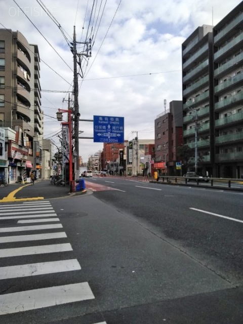 中村ビル ビル前面道路