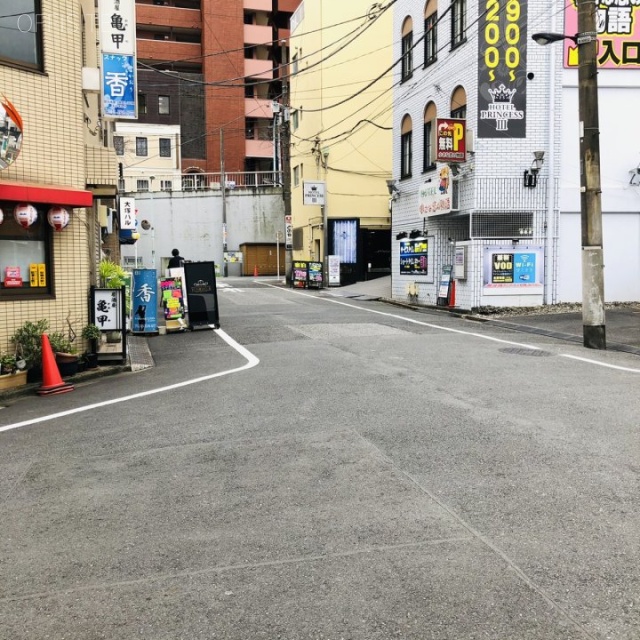 サンユー栄ビル ビル前面道路