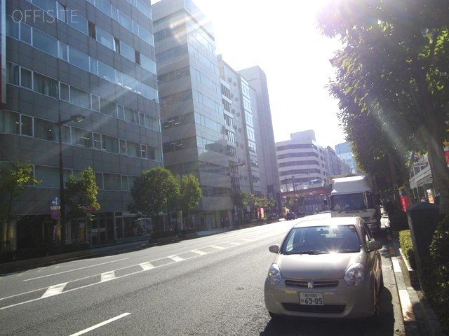 古川ビル ビル前面道路