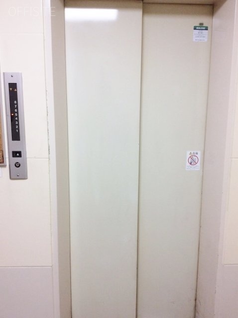 神奈川サイクル会館　エレベーター