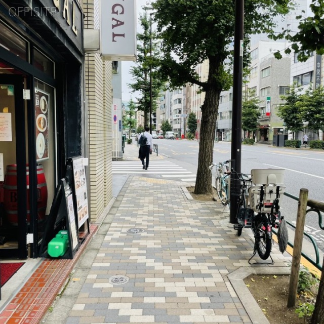 丸山ビル ビル前面道路