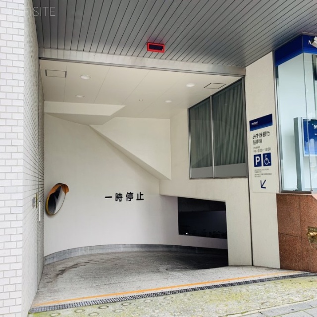 赤坂中西ビル本館 駐車場