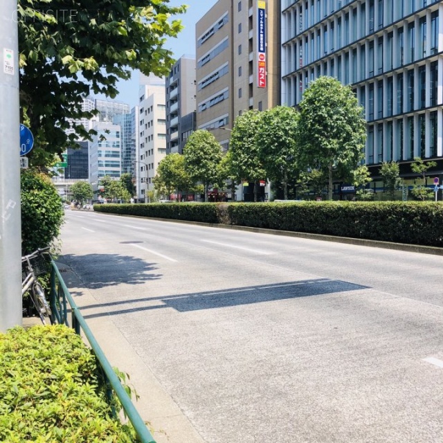 日進ビル 前面は新大橋通り