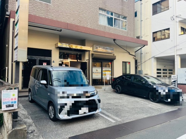 宝ビル 駐車場