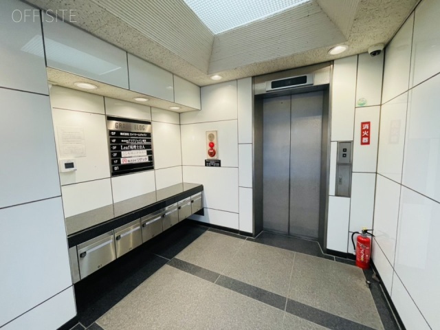 神田グレースビル　エントランス