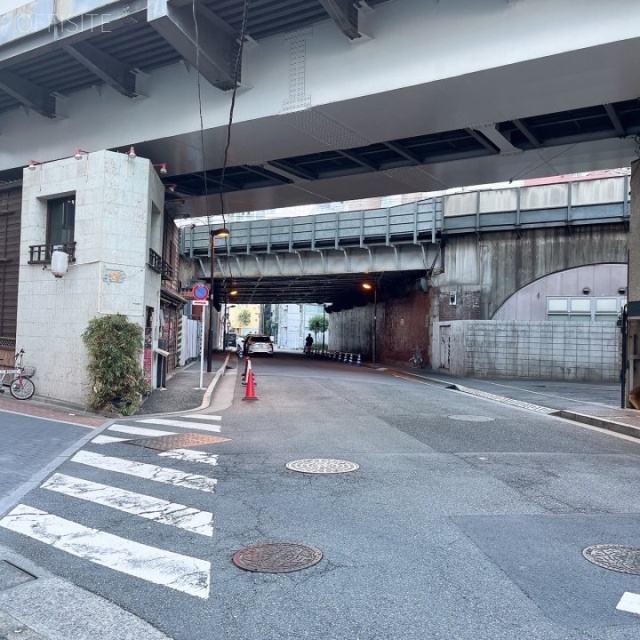 竹内ビル 前面道路