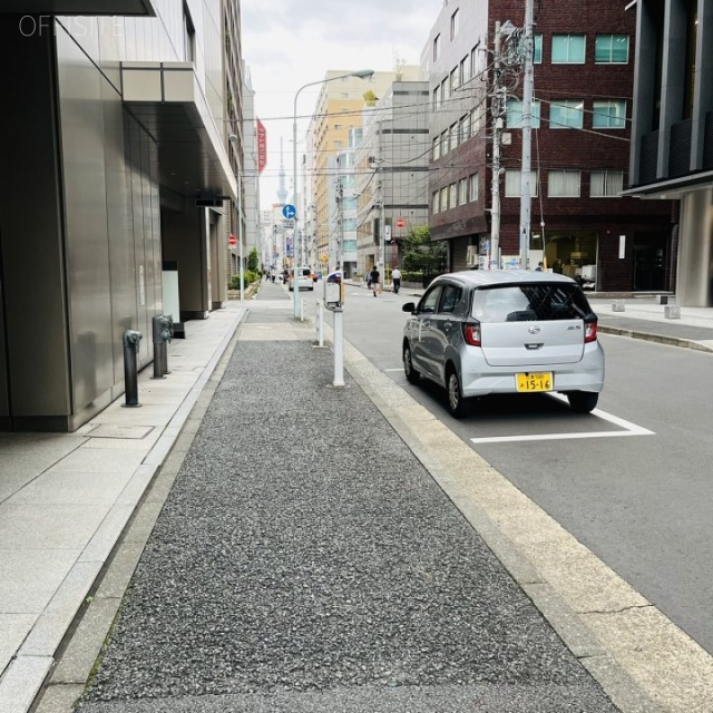 丸文ダイヤビル 前面歩道