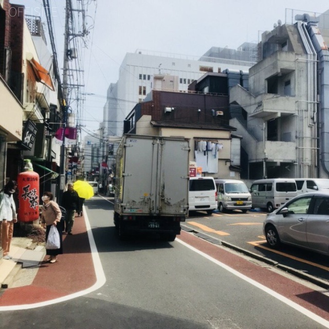 ルリアン吉祥寺 ビル前面道路