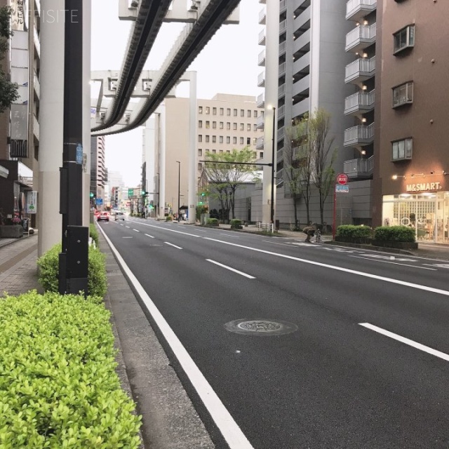 新町芳野ビル ビル前面道路