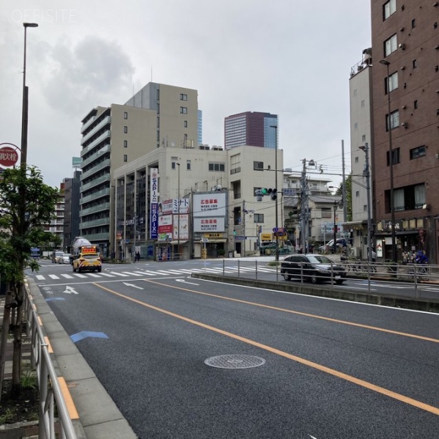 NBF高輪ビル 前面道路