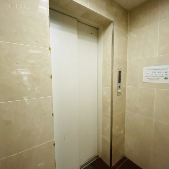 南特許ビル エレベーター