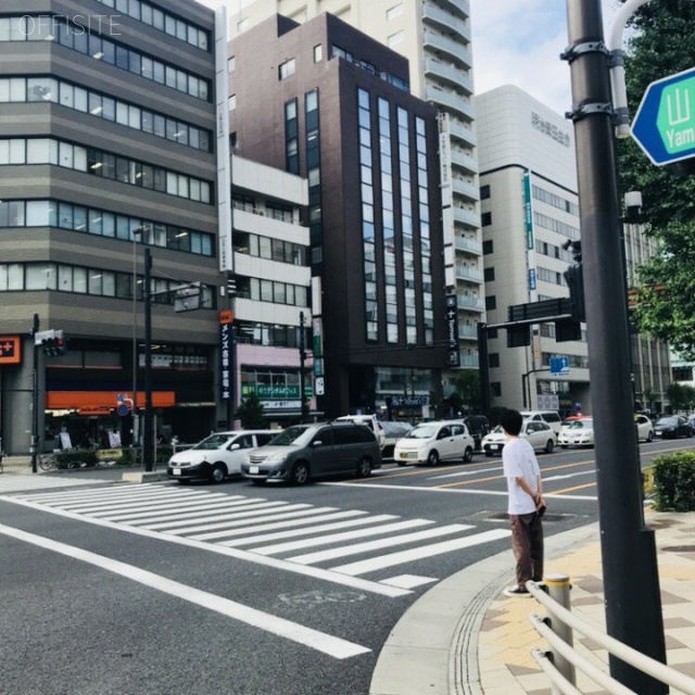 西五反田サインタワー ビル前面道路 桜田通り